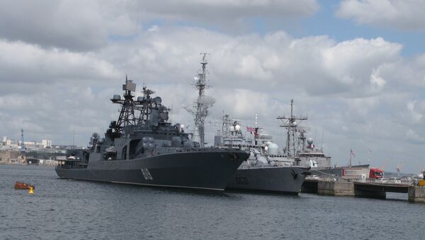 Корабли-участники Фрукус-2009 на базе ВМС Франции в Бресте (на первом плане - БПК Североморск). Архивное фото