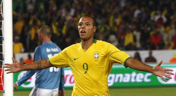 Футболист сборной Бразилии Луис Фабиано