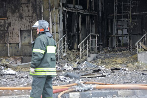 Пожар в торгово-развлекательном центре (ТРЦ) Мариэль на юго-востоке Москвы потушен