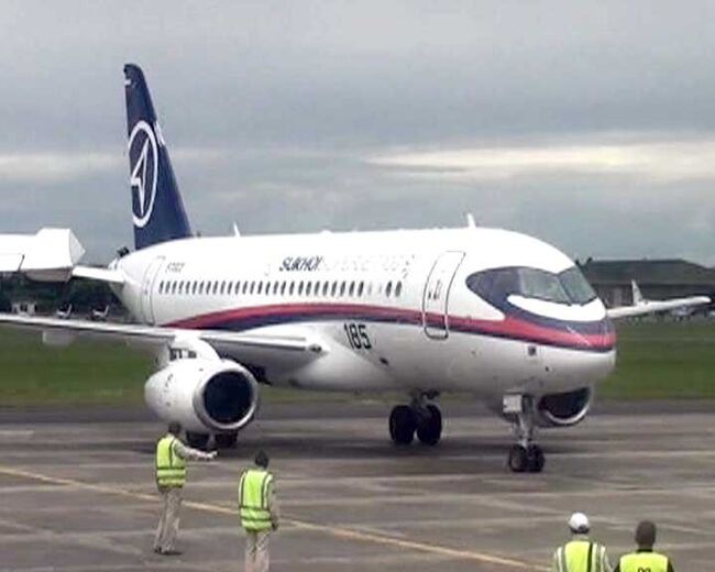 Мировая премьера Sukhoi Superjet на авиасалоне в Ле Бурже