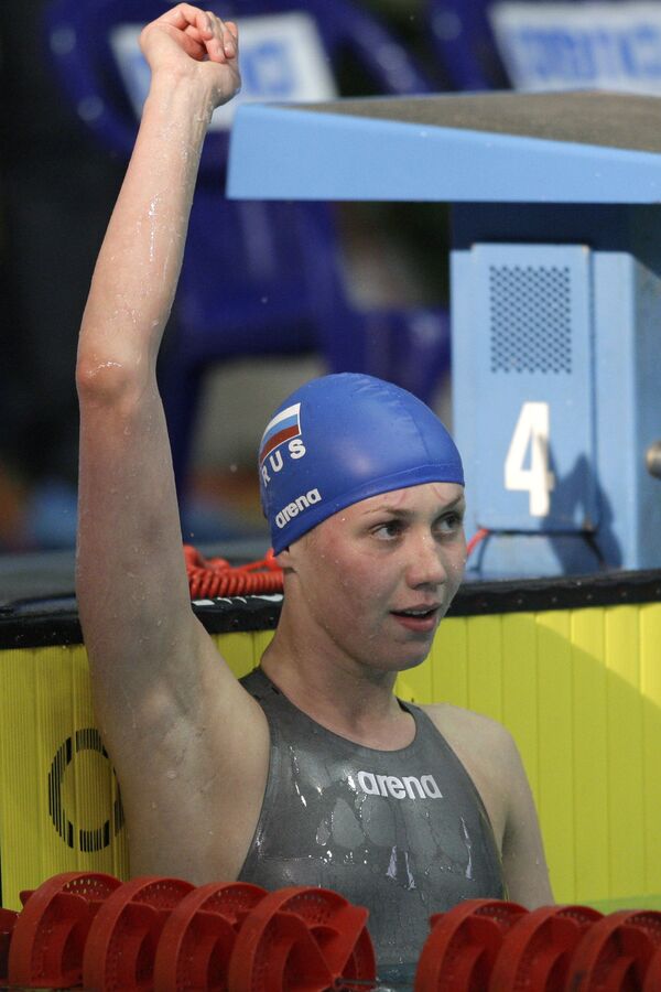 Мировой рекорд в плавании на спине установила россиянка Анастасия Зуева