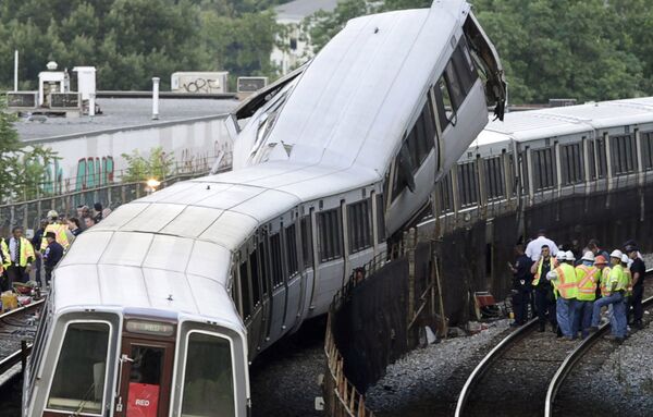 Столкновение поездов в Вашингтонском метро