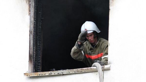 Взрыв и пожар произошли в квартире девятиэтажного жилого дома на улице Папанина в Екатеринбурге