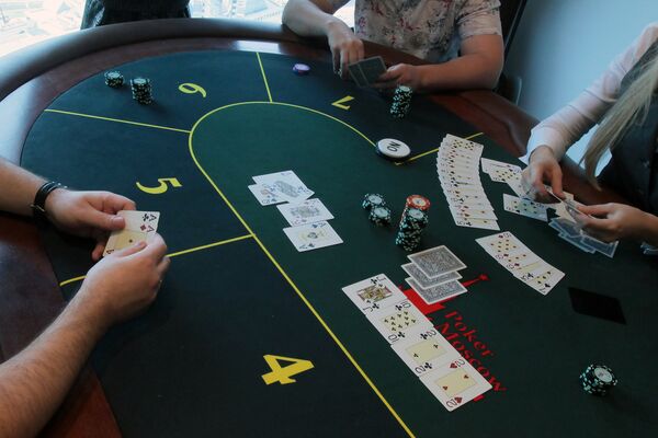 Шутками и крупными ставками попрощались с казино в Ростове
