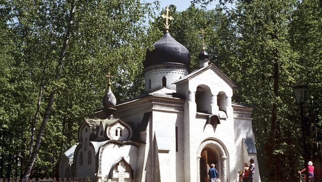 Церковь Спаса Нерукотворного в музее-заповеднике Абрамцево. Архивное фото