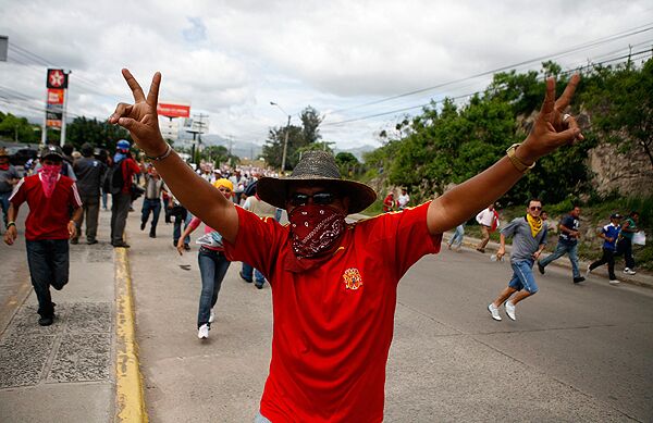Беспорядки на улицах Гондураса после свержения президента