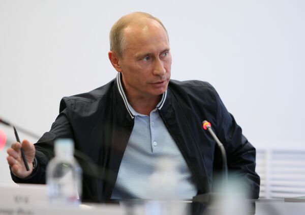Путин в Петрозаводске обсудит развитие таможенного контроля в регионах