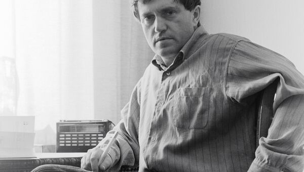 Писатель Василий Аксенов. Архивное фото. 1970 год
