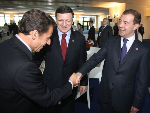 Саркози подчеркнул конструктивную позицию Медведева по Ирану