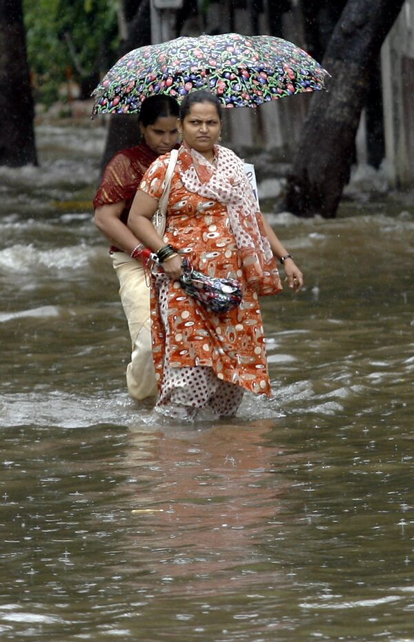 Сильные дожди в Мумбаи