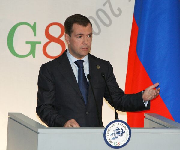 Пресс-конференция президента России Дмитрия Медведева