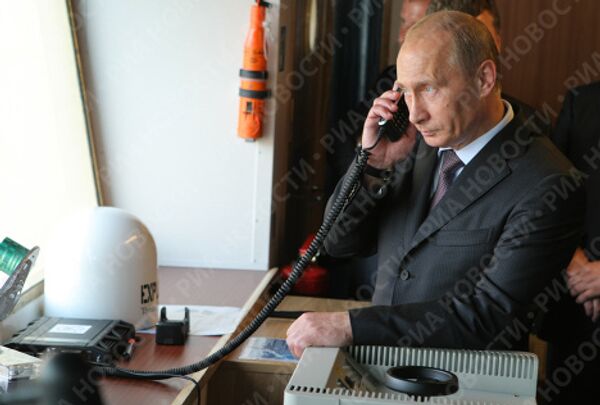 Владимир Путин осмотрел ледокол Санкт-Петербург