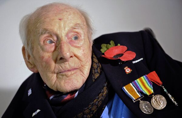 Старейший житель планеты, один из трех оставшихся в живых британских ветеранов Первой мировой войны британец Генри Аллингэм