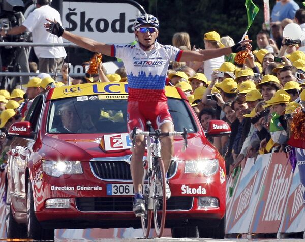 Сергей Иванов из команды Катюша выигрывает 14-этап велогонки Тур де Франс