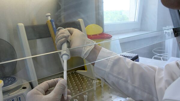 Ученые научились блокировать вирусы СПИДа в здоровых тканях организма