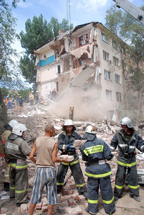 Обрушение общежития в Астрахани