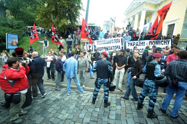 Митинг противников визита Патриарха Кирилла на Украину