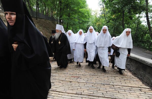 Начался 10-дневный визит Патриарха Кирилла на Украину