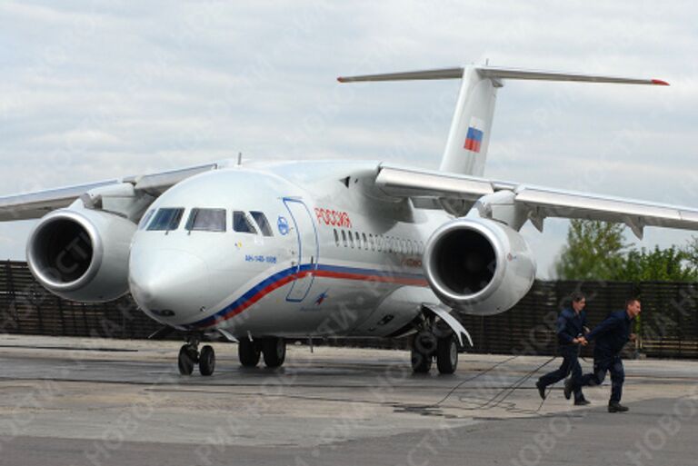 Демонстрация российско-украинского самолета Ан-148 прошла в Воронеже