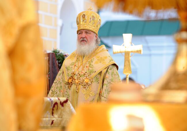 Патриарх Московский и всея Руси Кирилл провел литургию в Киево-Печерской Лавре