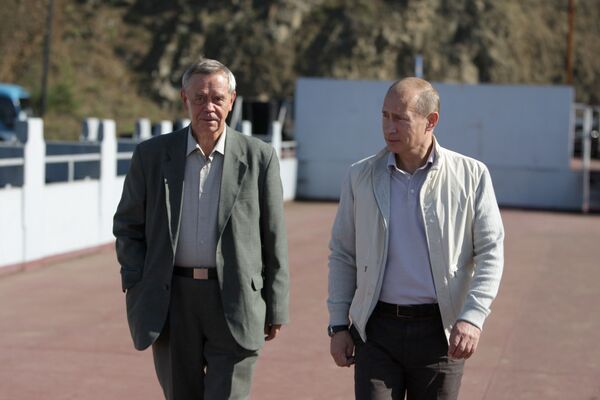 Премьер-министр РФ Владимир Путин встретился с писателем Валентином Распутиным