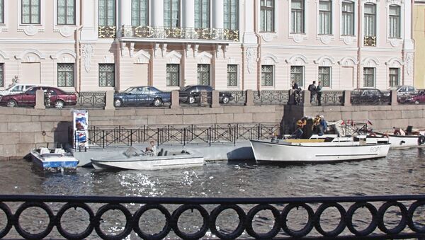 Пристань на реке Фонтанке в Санкт-Петербурге. Архивное фото