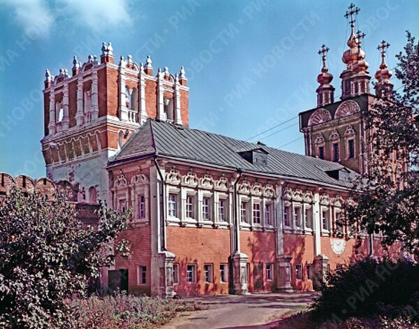 Новодевичий монастырь. Лопухинский корпус 