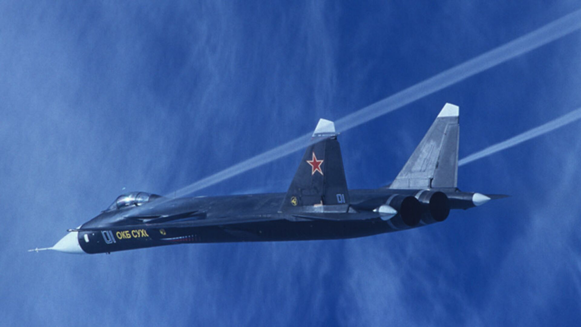 Экспериментальный истребитель Су-47 Беркут - РИА Новости, 1920, 02.04.2021