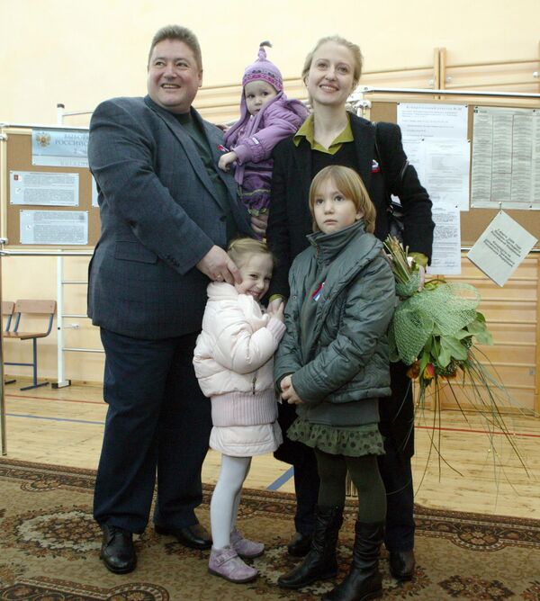 Губернатор Калининградской области Георгий Боос со своей семьей 