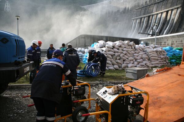 Продолжается ликвидация последствий аварии на Саяно-Шушенской ГЭС