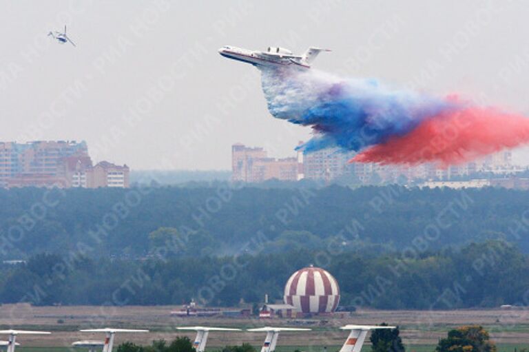 Противопожарный самолёт-амфибия Бе-200