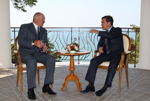 Неформальная встреча президентов России и Белоруссии Дмитрия Медведева и Александра Лукашенко