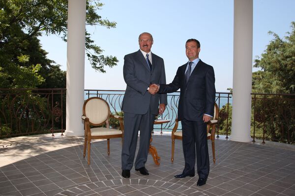 Неформальная встреча президентов России и Белоруссии Дмитрия Медведева и Александра Лукашенко