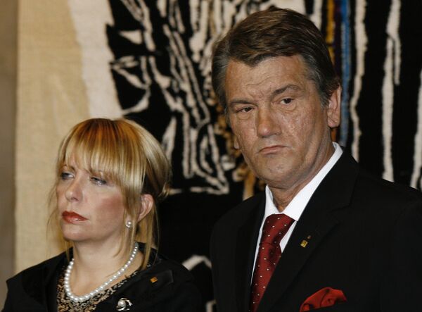 Президент Украины и его супруга на открытии выставки в Украинском доме