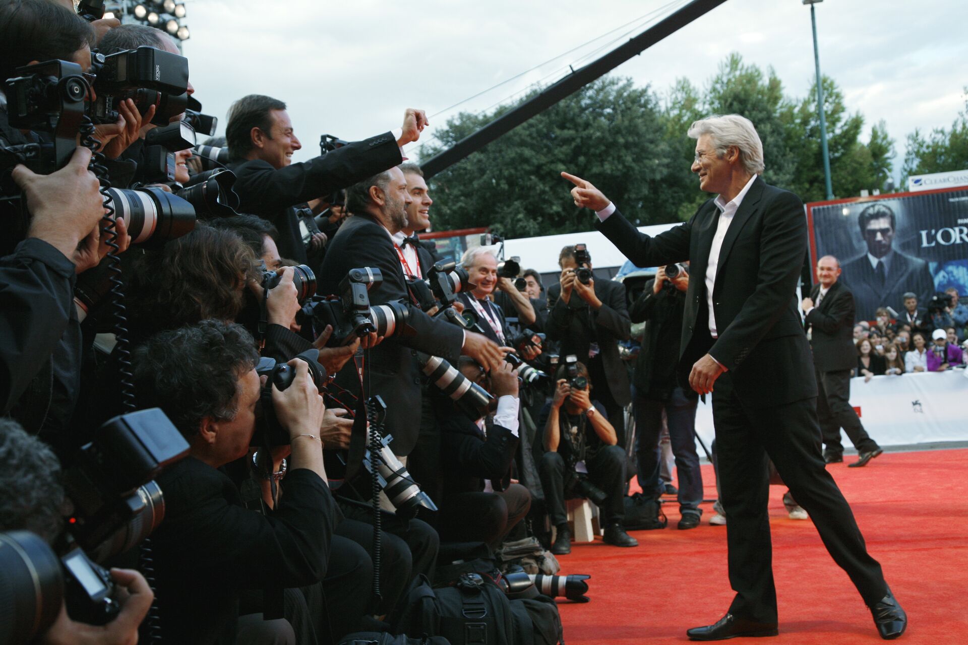 Актер Ричард Гир на 64-м Венецианском кинофестивале Актер Ричард Гир на 64-м Венецианском кинофестивале - РИА Новости, 1920, 25.10.2025