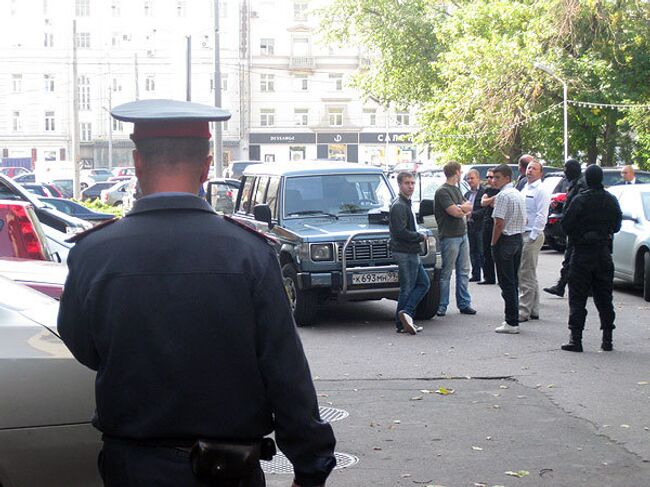 Неизвестные ограбили квартиру главы швейного предприятия в Москве