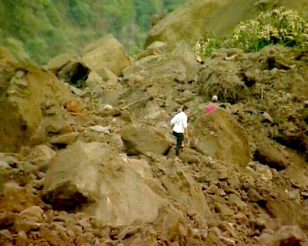 Разрушительное землетрясение в Индонезии