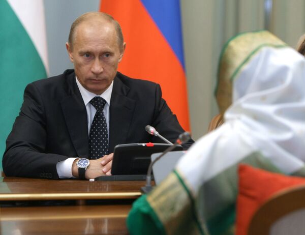 Премьер-министр РФ В.Путин встретился с президентом Индии Пратибхой Патил в Москве