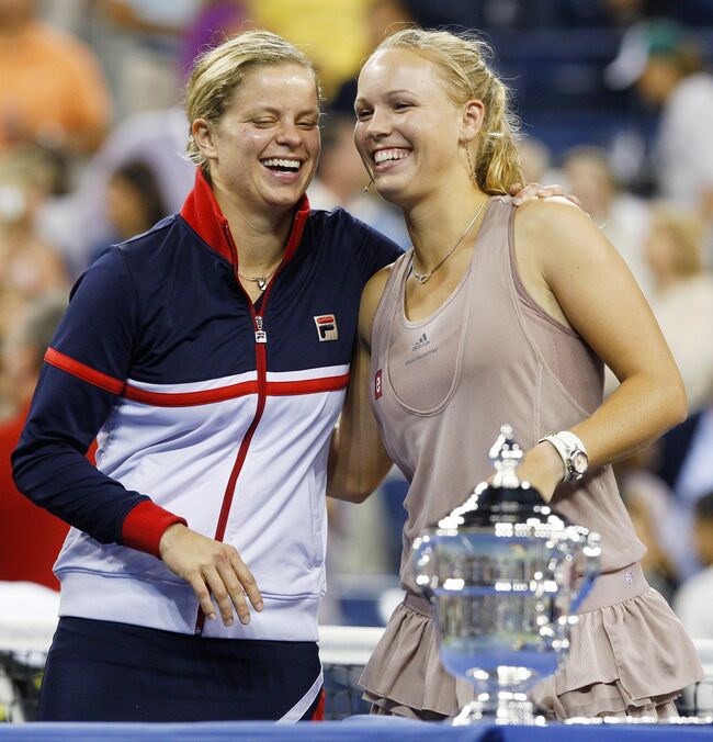 Финалистки US Open Ким Клейстерс (слева) и Каролин Возняцки