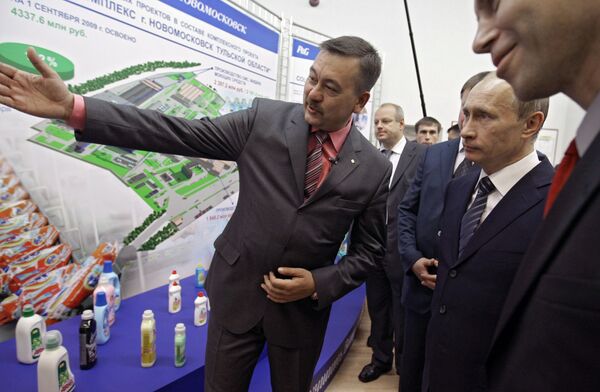 Премьер-министр РФ Владимир Путин посетил ООО Проктер энд Гэмбл - Новомосковск