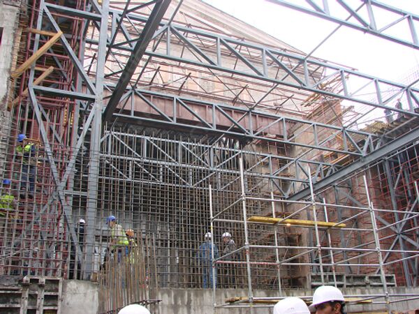 Реконструкция здания Большого театра