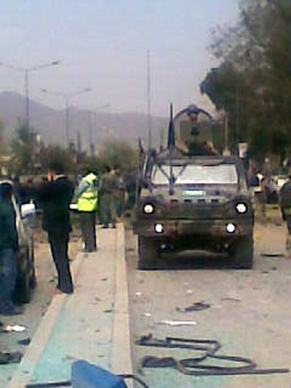 Террорист на заминированном авто атаковал колонну в Афганистане