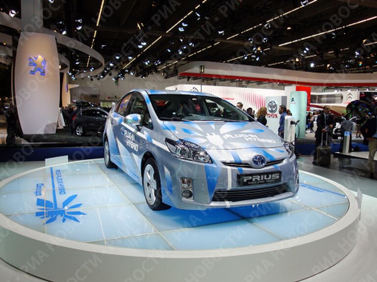 Автомобиль Toyota на Франкфуртском автосалоне Автомобиль Toyota на Франкфуртском автосалоне