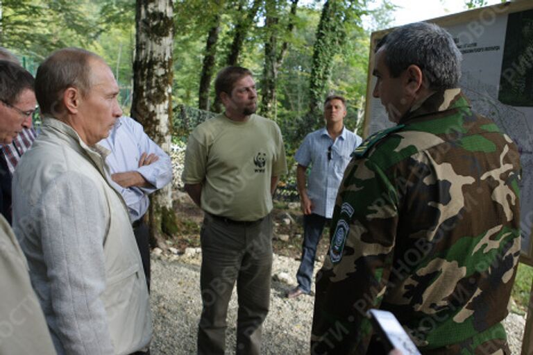 Премьер-министр РФ Владимир Путин посетил Сочинский национальный парк Премьер-министр РФ Владимир Путин посетил Сочинский национальный парк