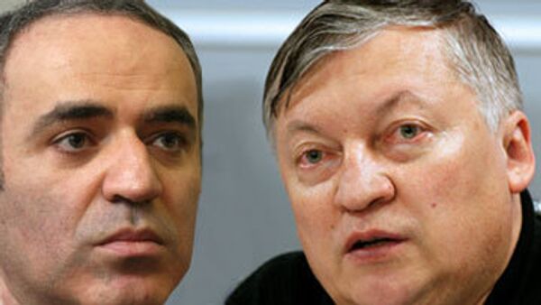 Матч между Карповым и Каспаровым начался в Валенсии