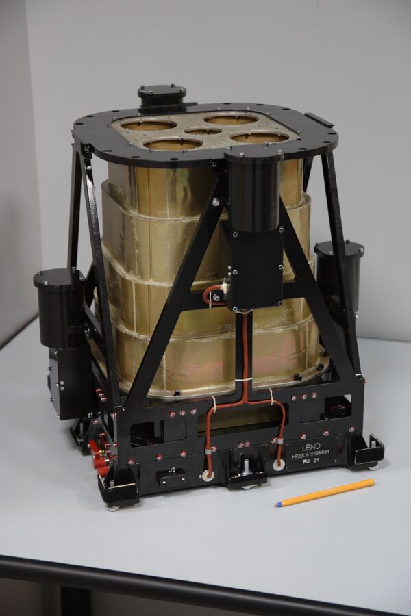 Российский прибор ЛЕНД - нейтронный детектор для обнаружения воды на Луны