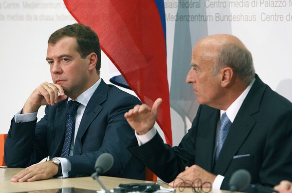 Президент РФ Дмитрий Медведев и президент Швейцарской Конфедерации Ханс-Рудольф Мерц