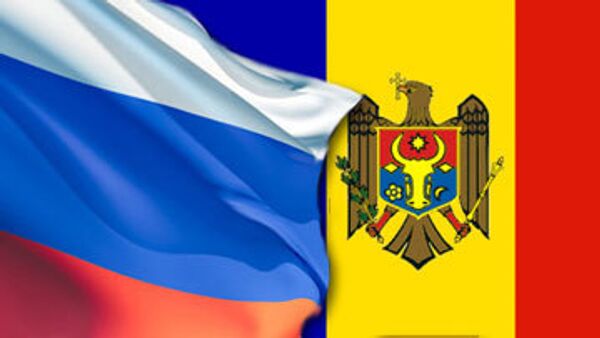 Флаги России и Молдавии