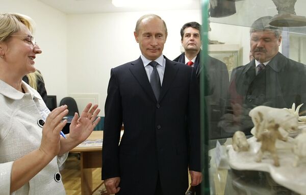 Премьер-министр РФ В.Путин посетил Ямальский многопрофильный колледж
