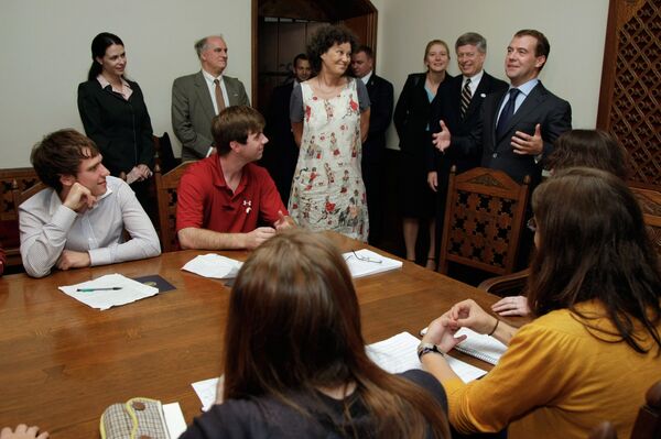 Президент РФ Дмитрий Медведев посетил Питтсбургский университет